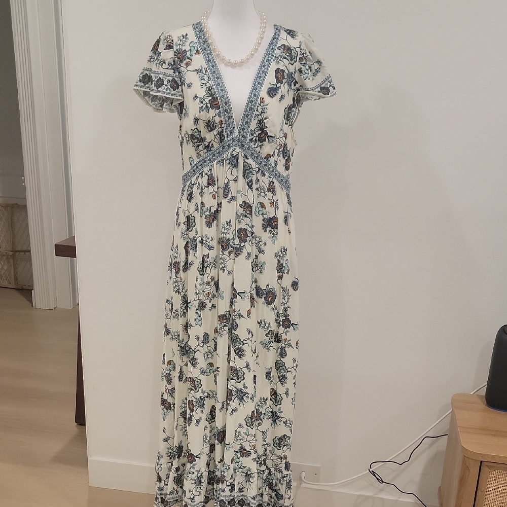 Max Studio Cream and Blue Floral Maxi Dress